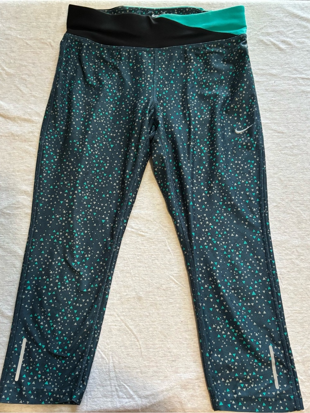 Nike Dri-FIT Running Capri Leggings Small Geometric Print Teal Black Zip Pocket